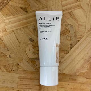 アリィー(ALLIE)のallie クロノビューティ カラーチューニングuv 03 40g(化粧下地)