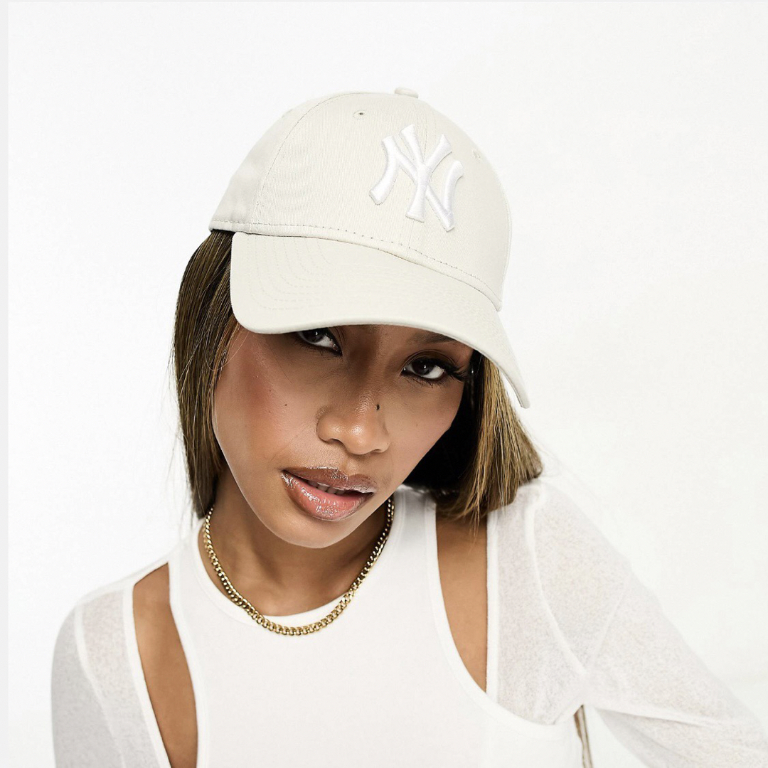 New Era NY ニューエラ ヤンキース キャップ ベージュ 新品未使用