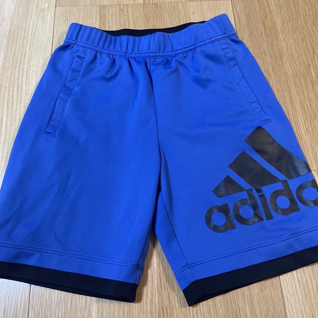 adidas(アディダス)のadidas ハーパン　130 キッズ/ベビー/マタニティのキッズ服男の子用(90cm~)(パンツ/スパッツ)の商品写真