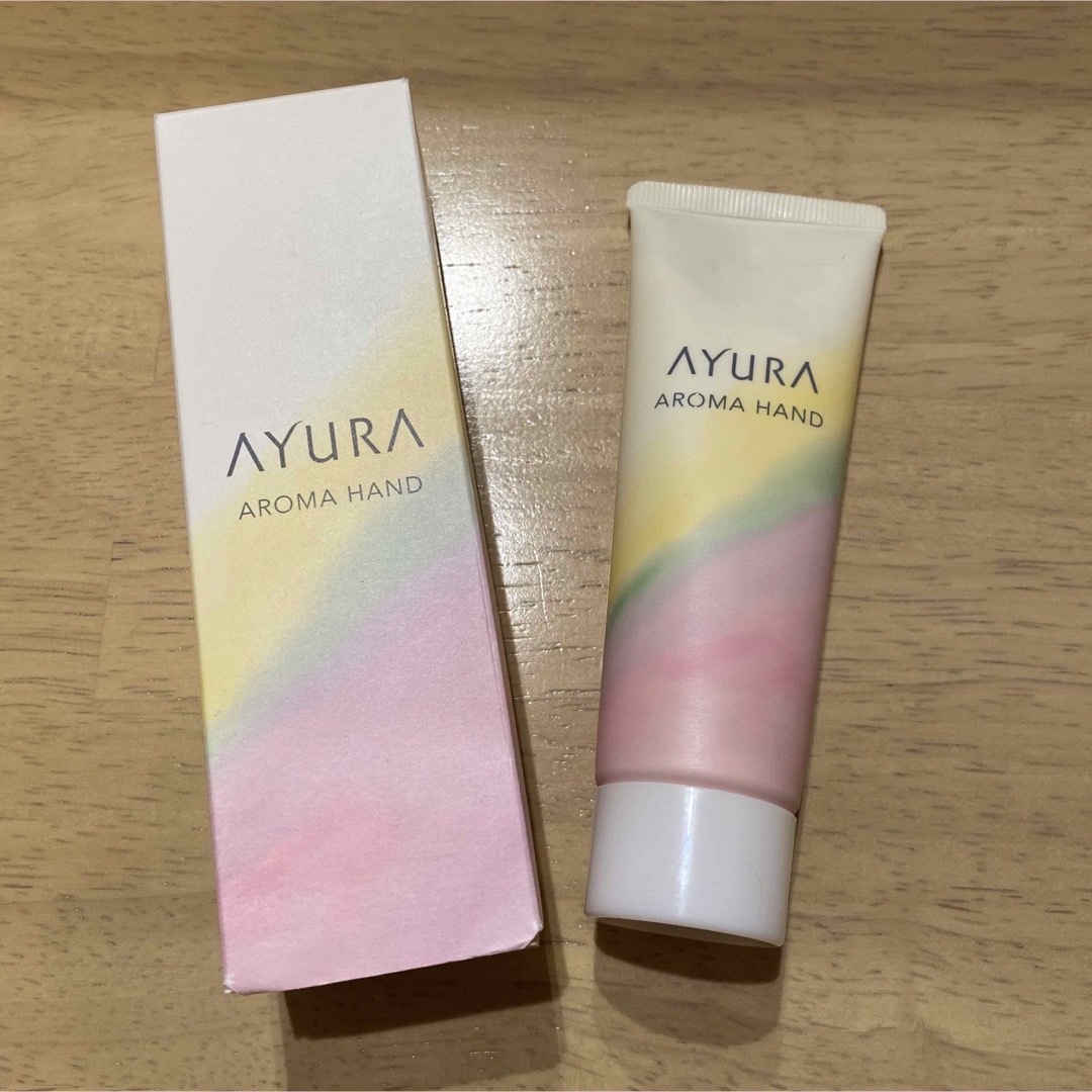 AYURA(アユーラ)の【匿名配送】アユーラ　アロマハンド　ハンドクリーム　50g新品未使用 コスメ/美容のボディケア(ハンドクリーム)の商品写真