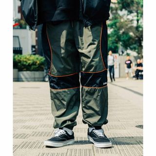 サブサエティ(Subciety)の【KHAKI】NYLON PANTS(その他)