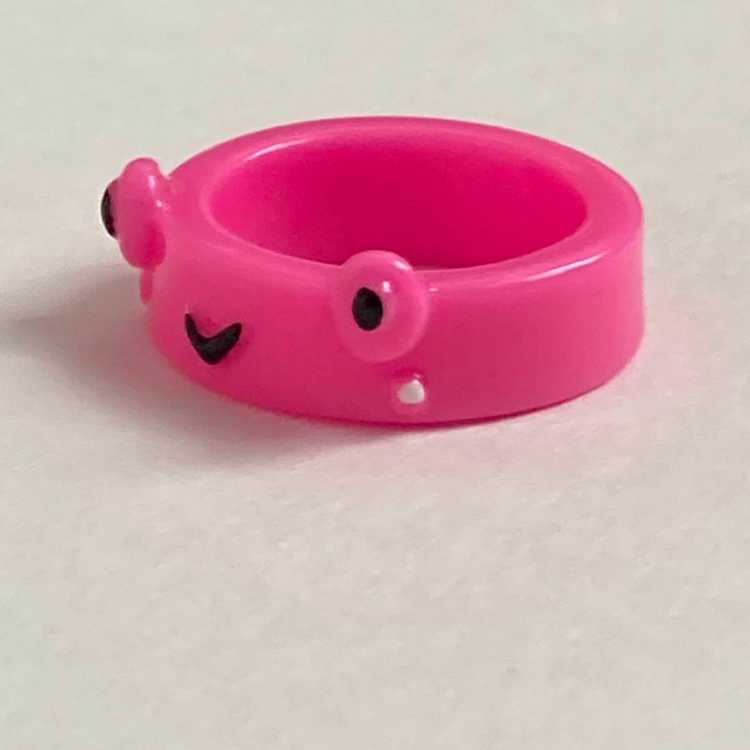 16号前後 かわいいカエルの指輪　ピンク かえる　蛙 　キュート　動物 レディースのアクセサリー(リング(指輪))の商品写真