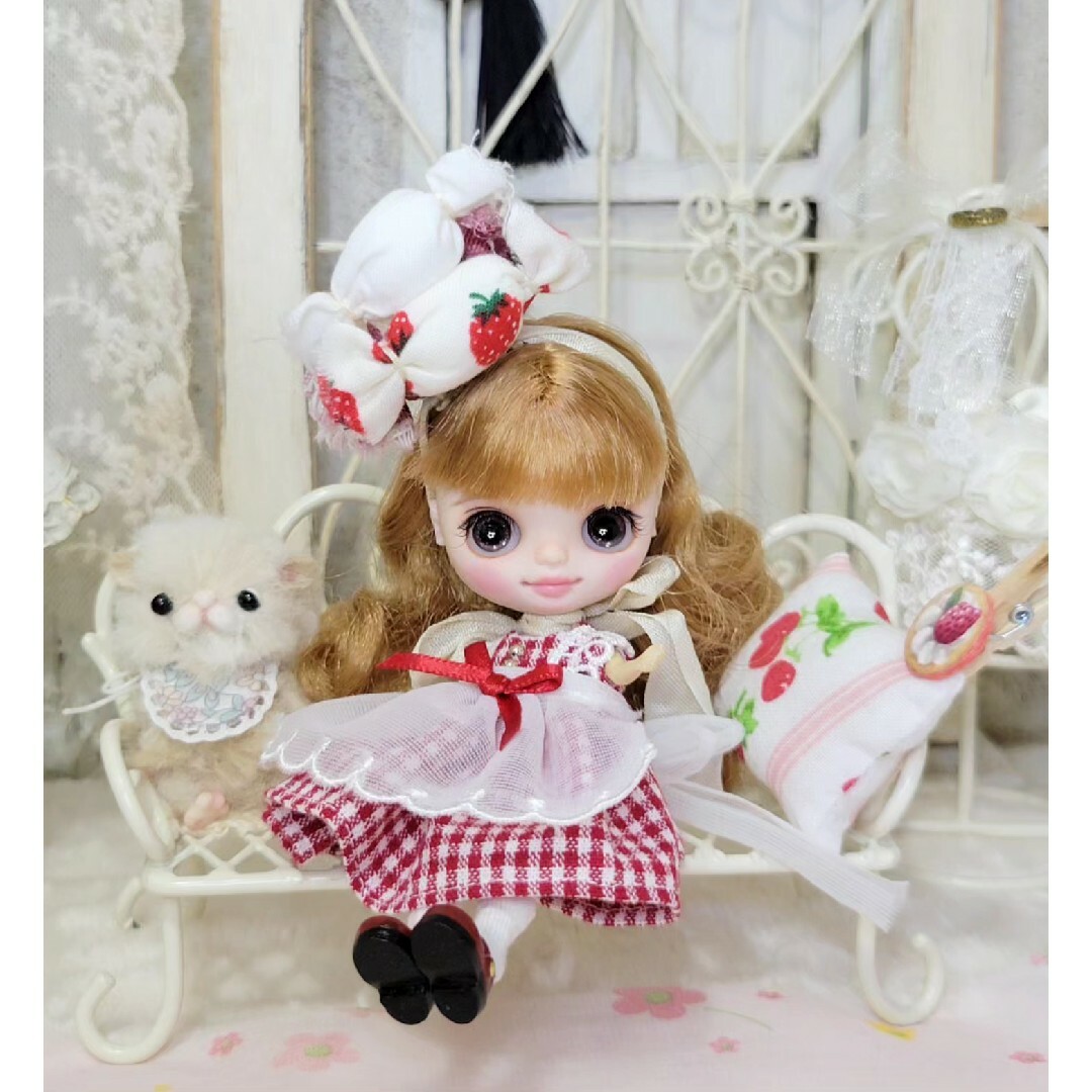 Takara Tomy(タカラトミー)の【🍓❤ラピっ子doll】❁カスタムプチブライス❁ ハンドメイドのぬいぐるみ/人形(人形)の商品写真