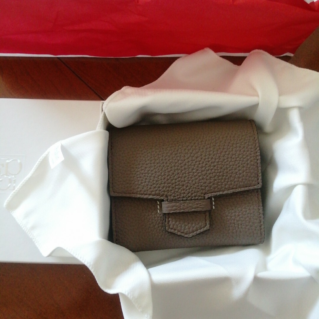 Epoi(エポイ)のEpoi 財布　Ritsリツ　中BOX2つ折り財布　トープ レディースのファッション小物(財布)の商品写真