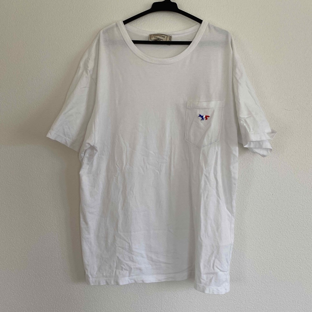 メゾンキツネ　ワンポイントTシャツ メンズのトップス(Tシャツ/カットソー(半袖/袖なし))の商品写真