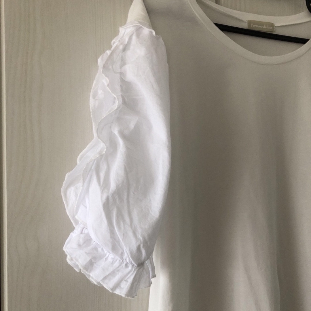 armoire caprice(アーモワールカプリス)のアーモワールカプリス 袖コンシャス Tシャツ ホワイト 白 M カットソー メンズのトップス(Tシャツ/カットソー(半袖/袖なし))の商品写真