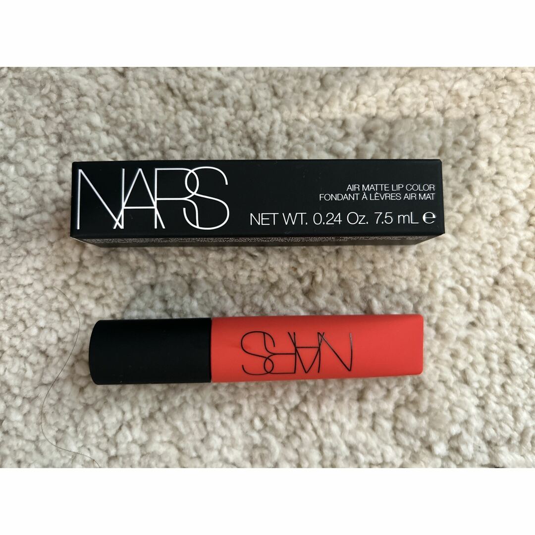 NARS(ナーズ)の新品 ナーズ NARS エアーマット リップカラー FEISTY コスメ/美容のベースメイク/化粧品(リップグロス)の商品写真