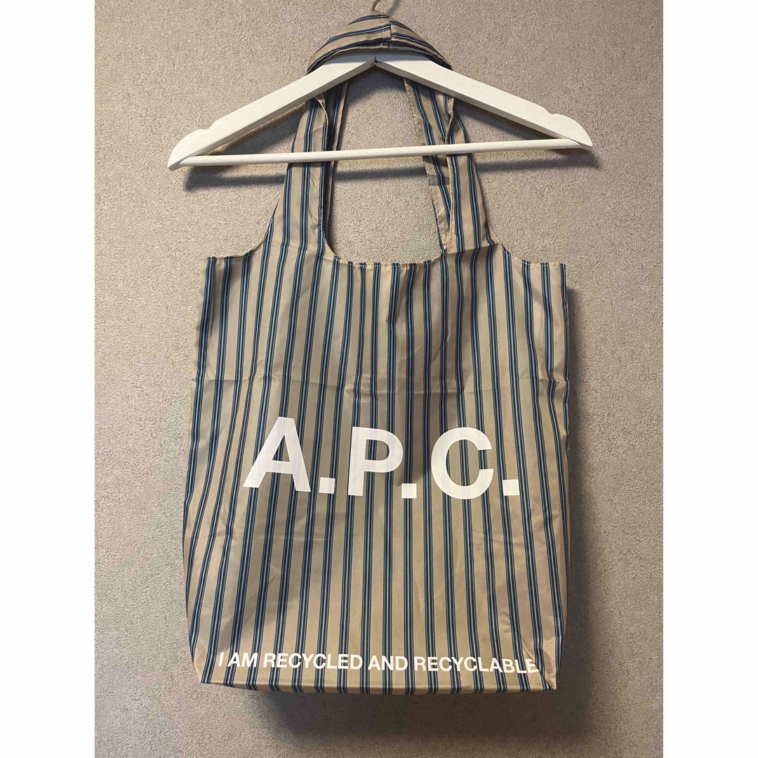 A.P.C - A.P.C ショッパー エコバッグ ブルー apc アーペーセーの通販 A.P.C - A.P.C ショッパー エコバッグ ブルー apc アーペーセーの通販