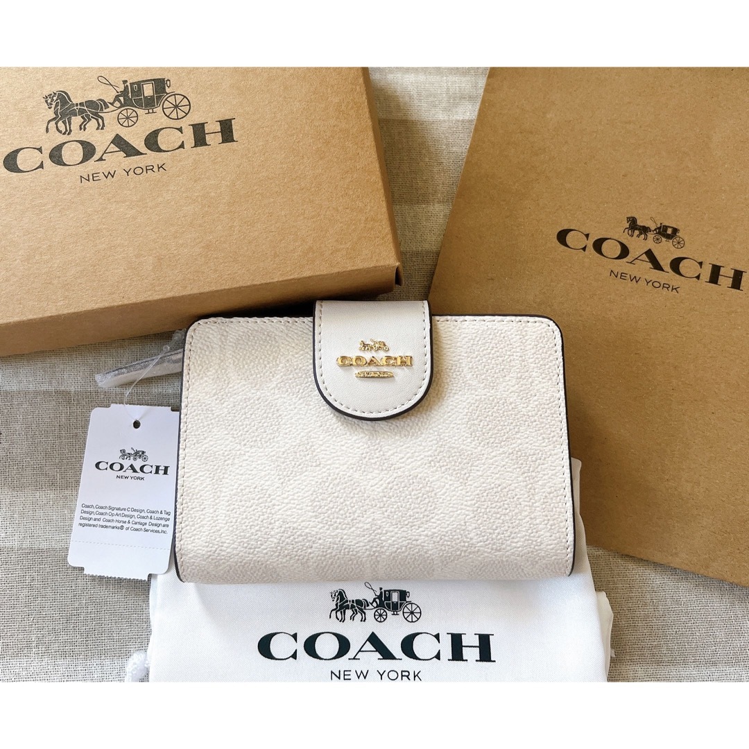 COACH - 新品COACH コーチ折り財布シグネチャー チョーク