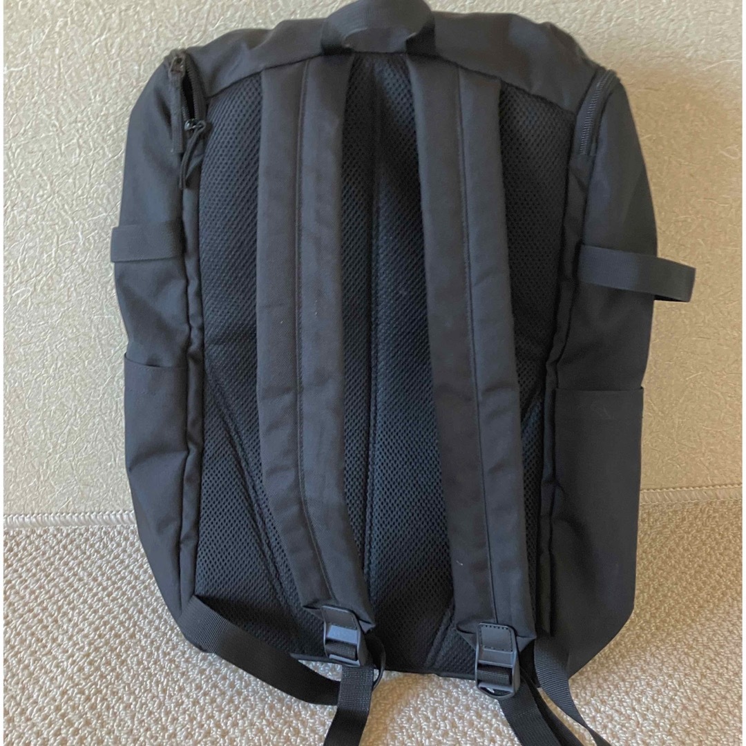 【新品】無印良品 肩の負担を軽くする 撥水 上から開くリュックサック 28L