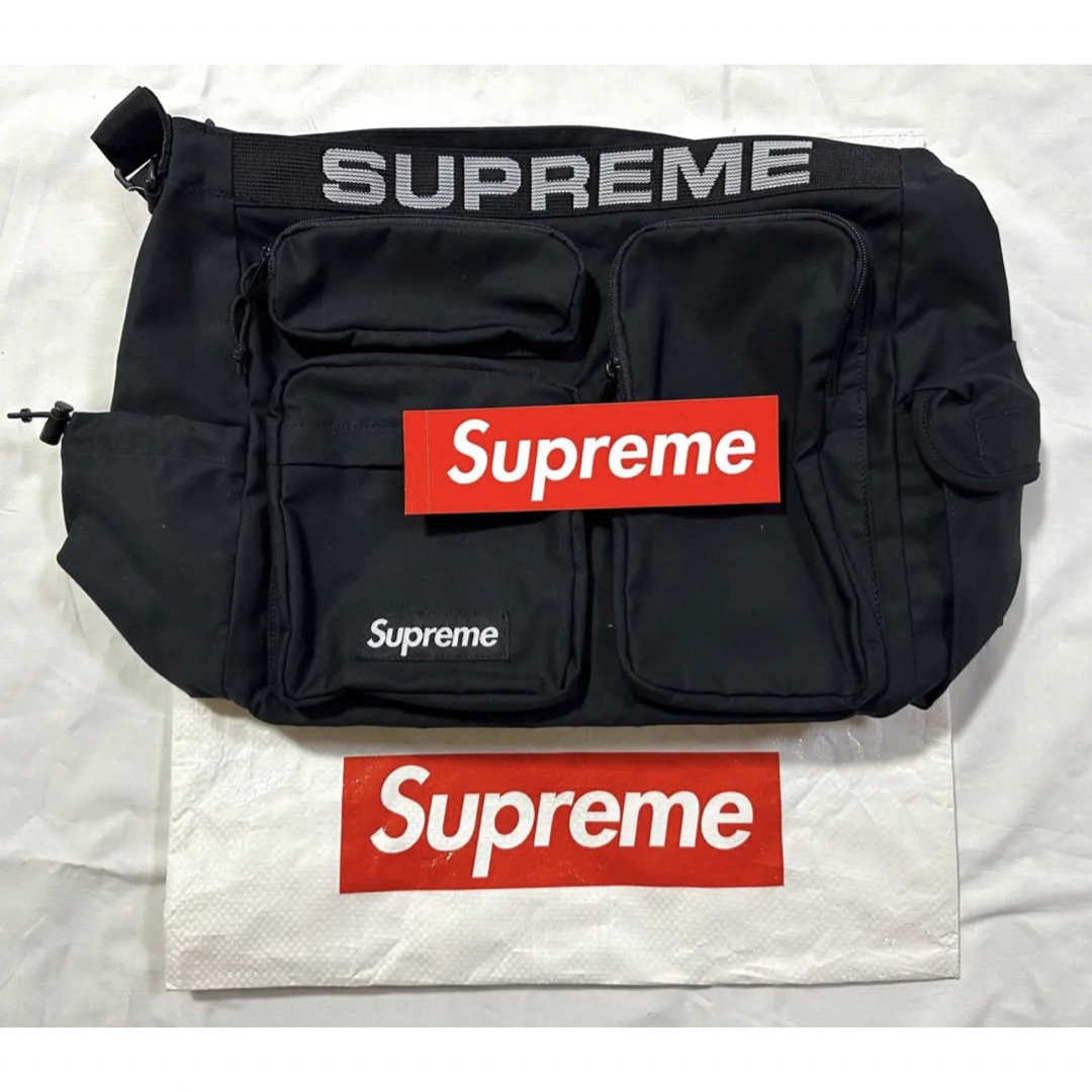 Supreme(シュプリーム)のSupreme Field Messenger Bag 黒 新品シュプリーム メンズのバッグ(メッセンジャーバッグ)の商品写真