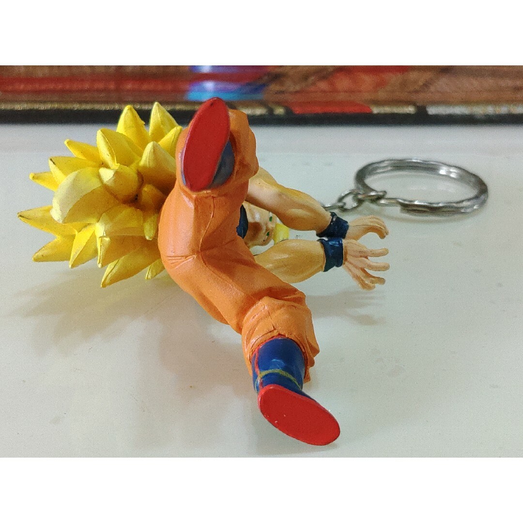 BANPRESTO(バンプレスト)のドラゴンボールZ ハイグレードカラーリングキーホルダー　カメハメ波編　孫悟空？ エンタメ/ホビーのフィギュア(アニメ/ゲーム)の商品写真