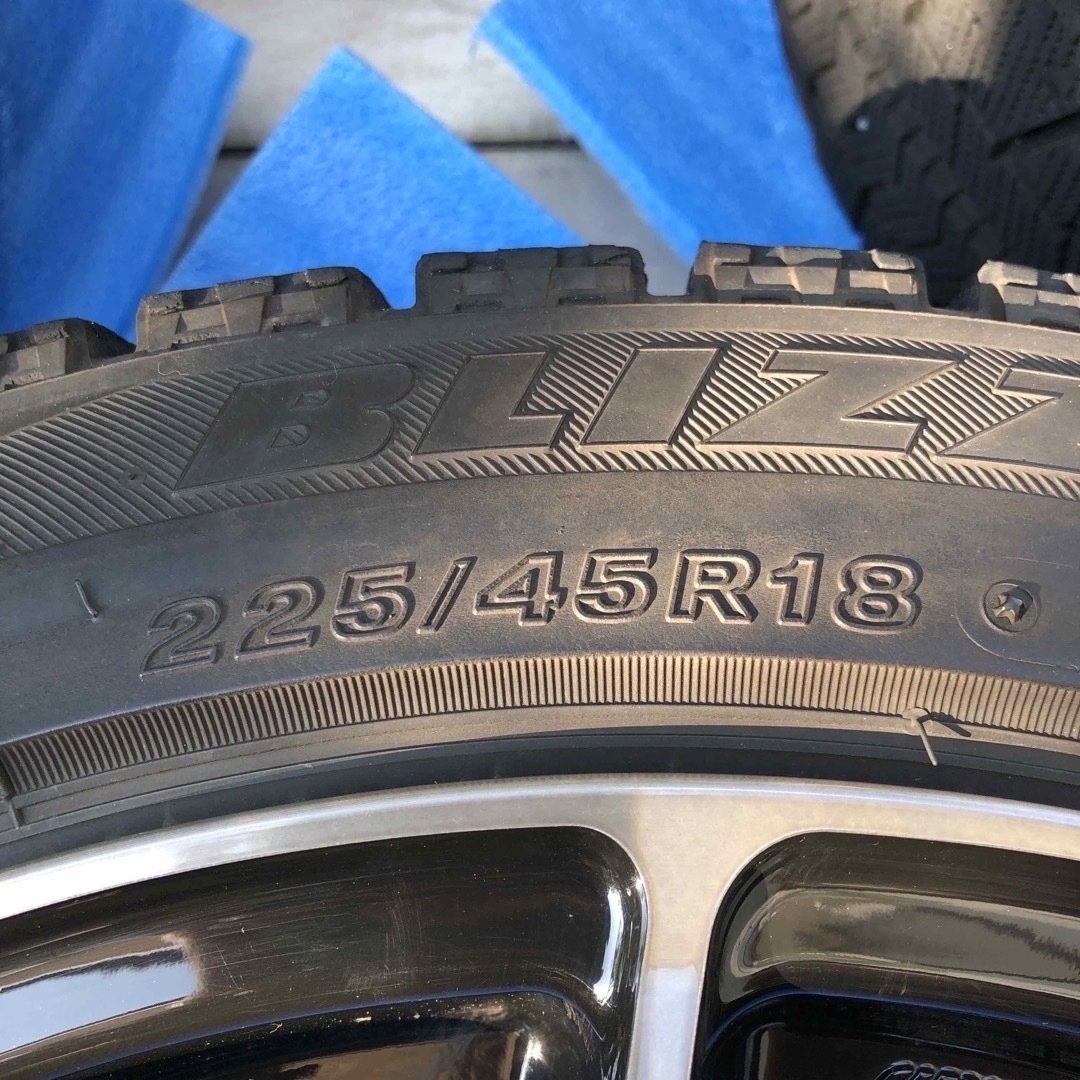 スタッドレス＋ホイール　4本セット　225/45R18 5穴　P.C.D108