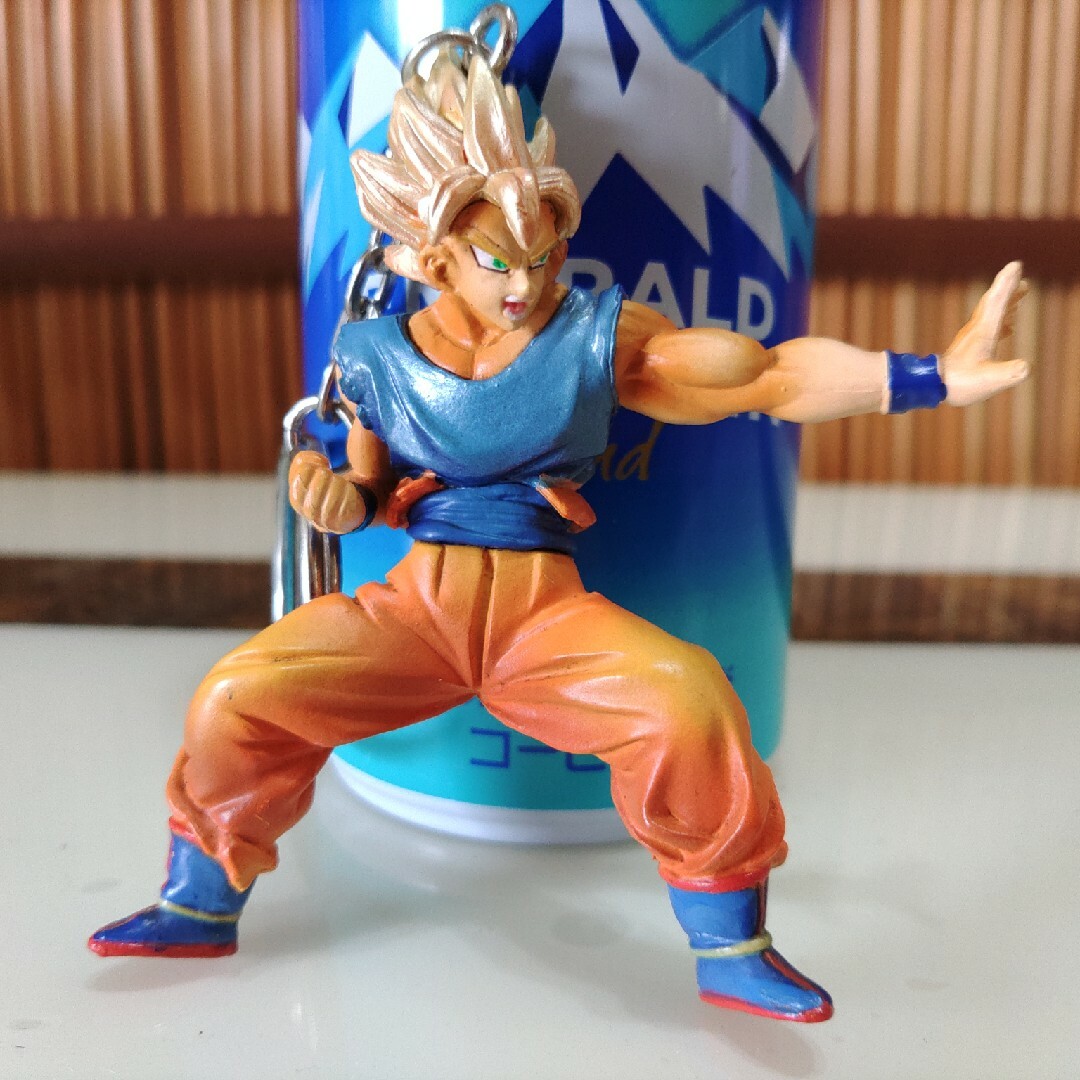 BANPRESTO(バンプレスト)のドラゴンボール ハイグレードカラーリングキーホルダー vol.1 孫悟空 エンタメ/ホビーのフィギュア(アニメ/ゲーム)の商品写真