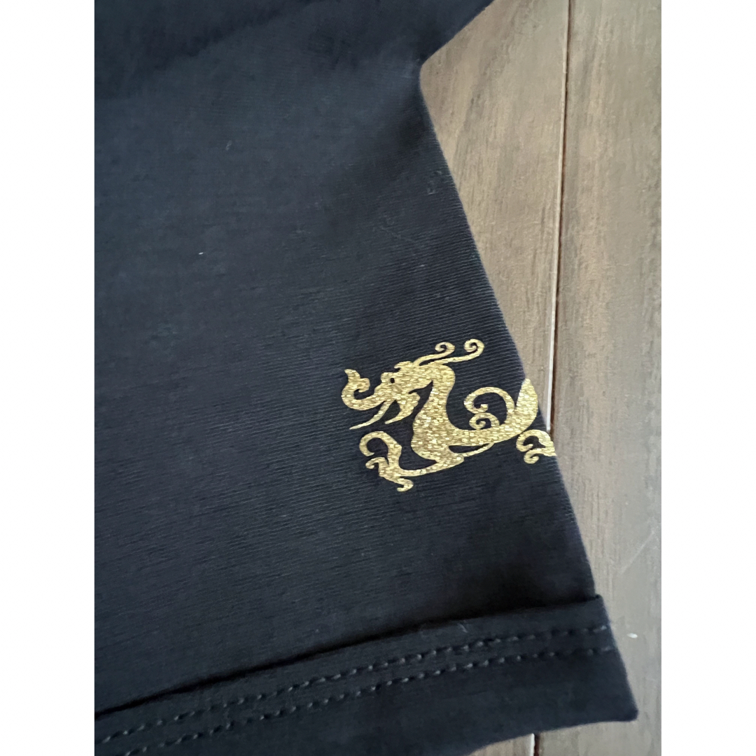 Dance With Dragon(ダンスウィズドラゴン)の新品　ダンスウィズドラゴン　黒トップス　Tシャツ スポーツ/アウトドアのゴルフ(ウエア)の商品写真