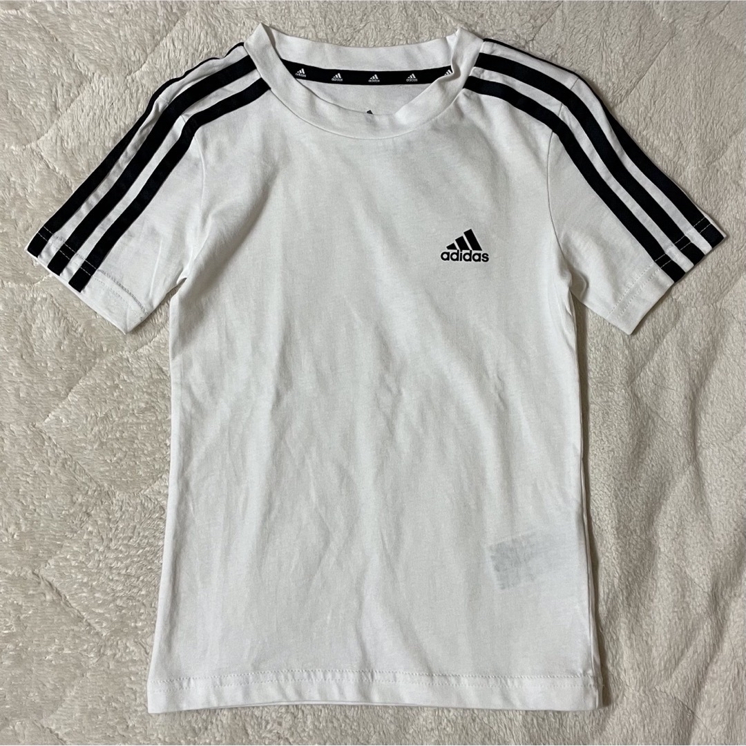 adidas(アディダス)の《新品タグ付き》アディダス adidas Tシャツ キッズ 110 キッズ/ベビー/マタニティのキッズ服男の子用(90cm~)(Tシャツ/カットソー)の商品写真