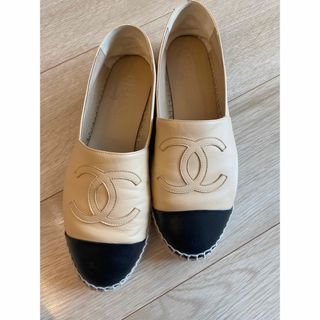 シャネル(CHANEL)の完売　CHANEL エスパドリーユ　ベージュ　レザー　38(スリッポン/モカシン)