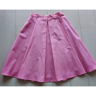 エムズグレイシー(M'S GRACY)のきれいなピンク色スカート(ひざ丈スカート)