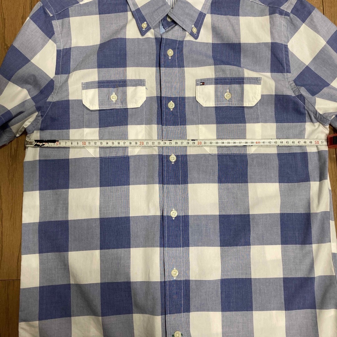 TOMMY HILFIGER(トミーヒルフィガー)のトミーヒルフィガー　メンズ半袖シャツ　ブルーチェックシャツ　M メンズのトップス(シャツ)の商品写真