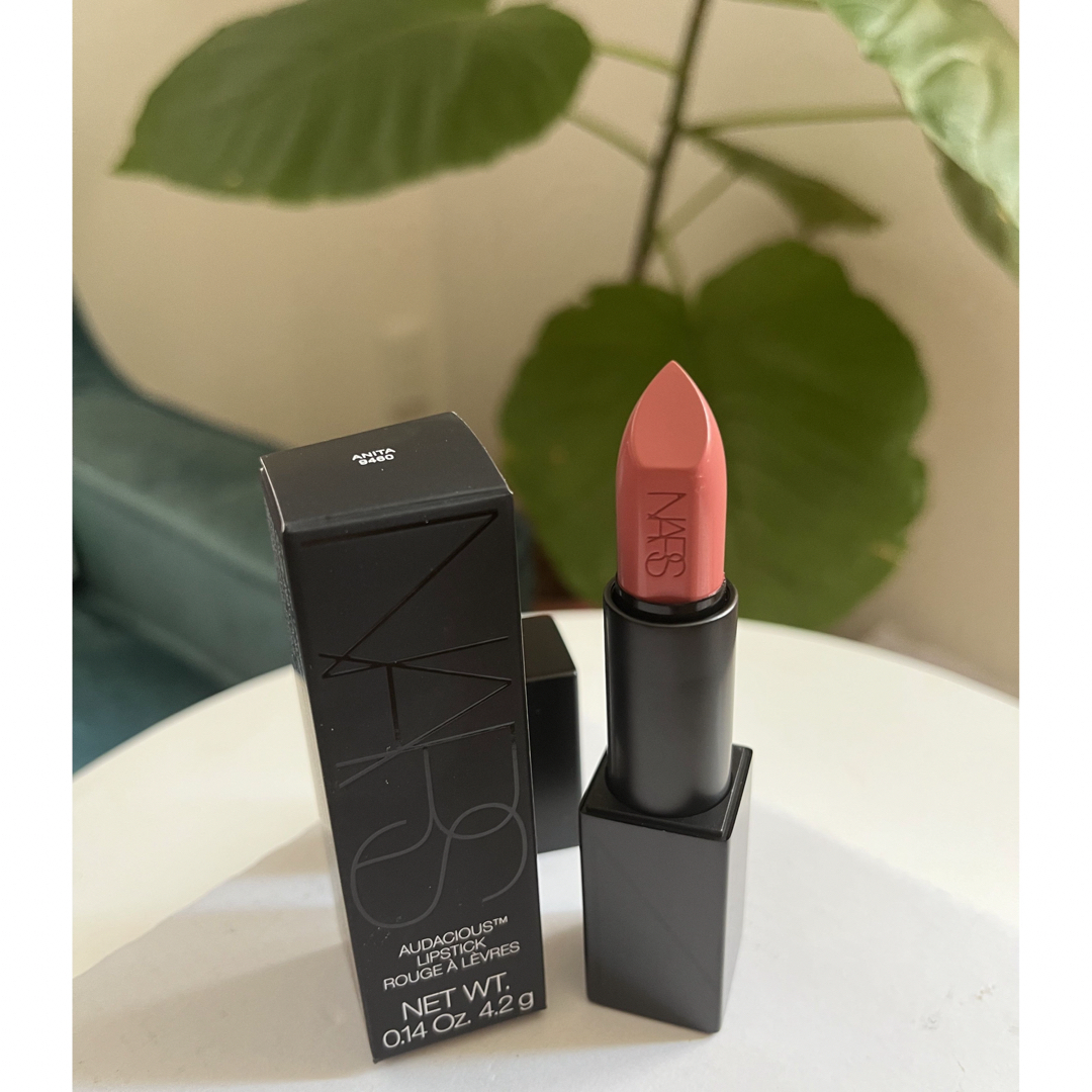 NARS(ナーズ)のナーズ　オーデイシャスリップスティック コスメ/美容のベースメイク/化粧品(口紅)の商品写真