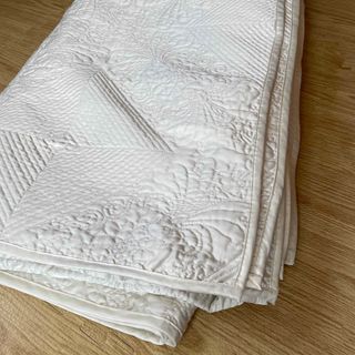 ザラホーム(ZARA HOME)のZARA HOME ザラホーム　ベッドスプレッド　キルティング(シーツ/カバー)