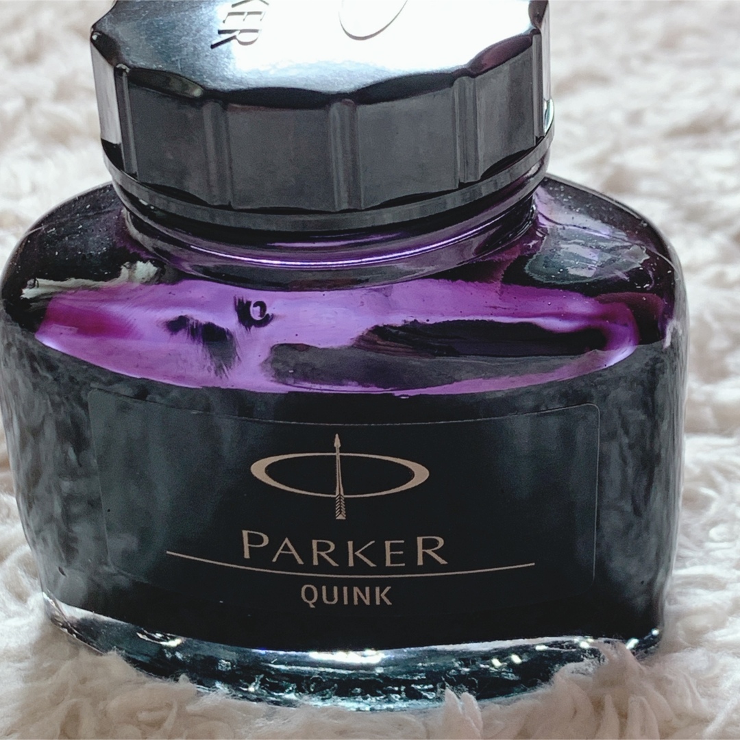 Parker(パーカー)のPARKER 万年筆 インク ボトルブラック quink インテリア/住まい/日用品の文房具(その他)の商品写真