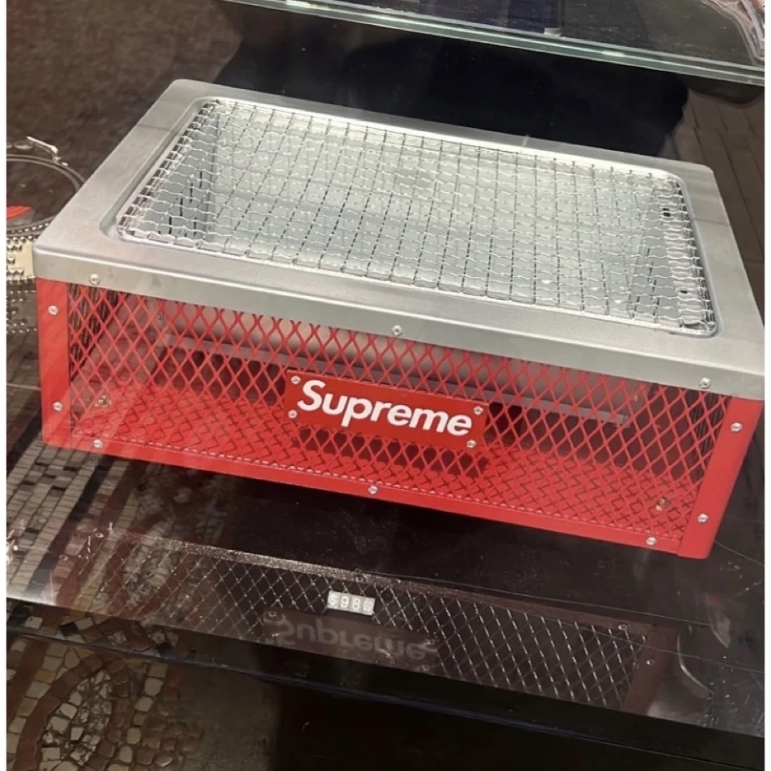 Supreme/Coleman Charcoal grill プラスオマケ