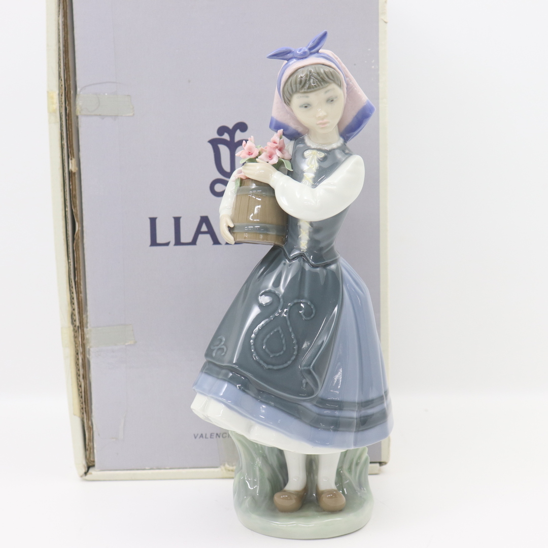 ITJ71C1JHUFI リヤドロ 少女 女の子 陶器人形