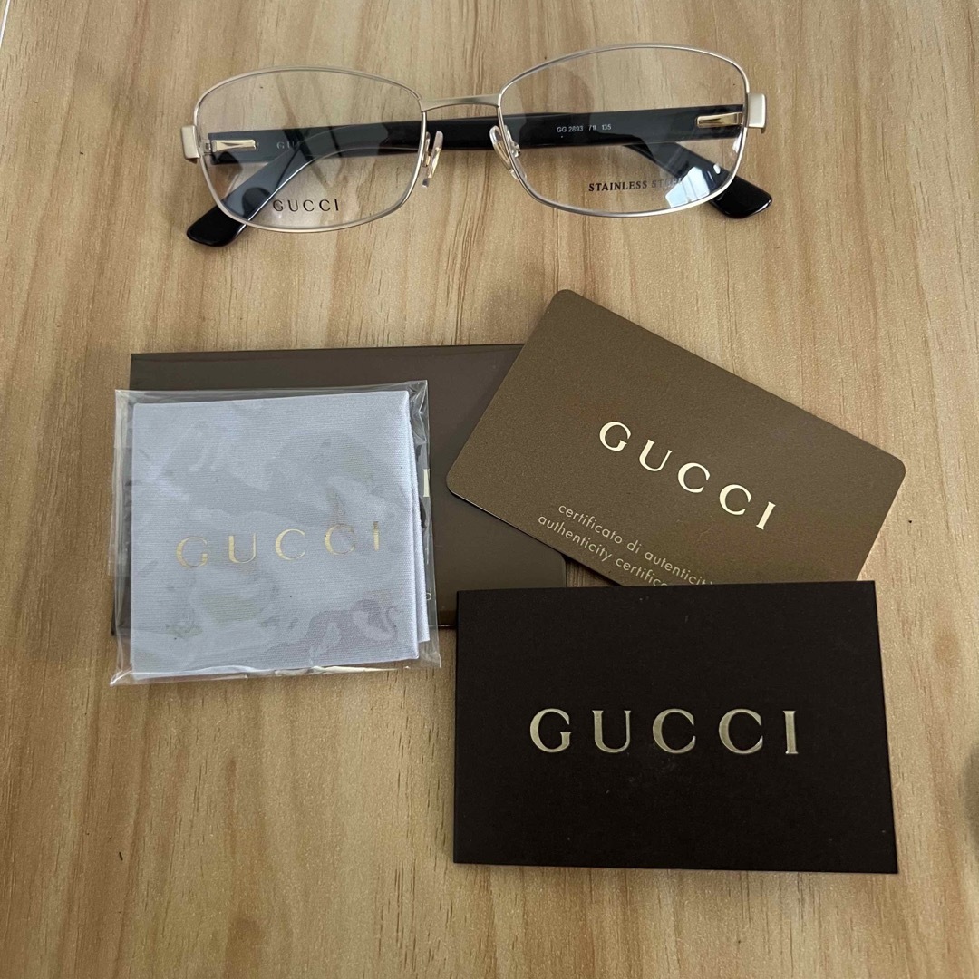 Gucci(グッチ)の新品未使用　GUCCI ゴールドフレーム　メガネ メンズのファッション小物(サングラス/メガネ)の商品写真