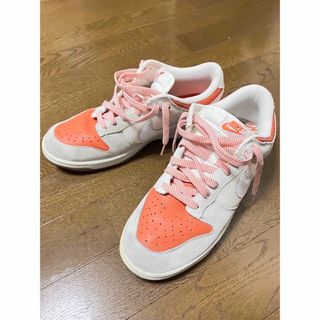 ナイキ(NIKE)の【NIKE】ナイキ　スニーカー　オレンジ　27cm(スニーカー)