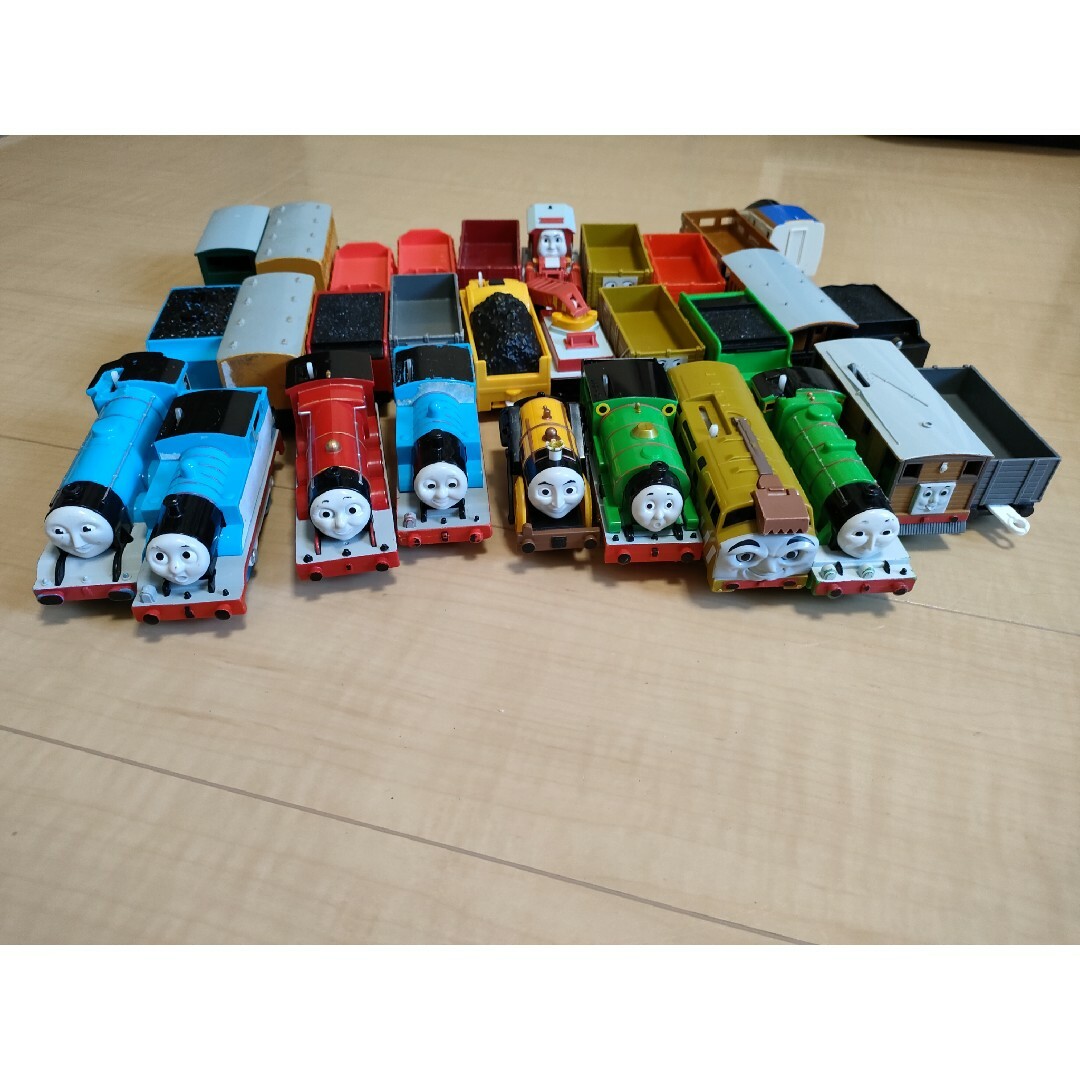 トーマス プラレール 車両セット まとめ売り | フリマアプリ ラクマ