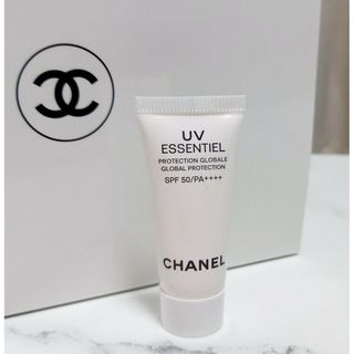 シャネル(CHANEL)のシャネル　UV エサンシエル　日焼け止めジェルクリーム(化粧下地)