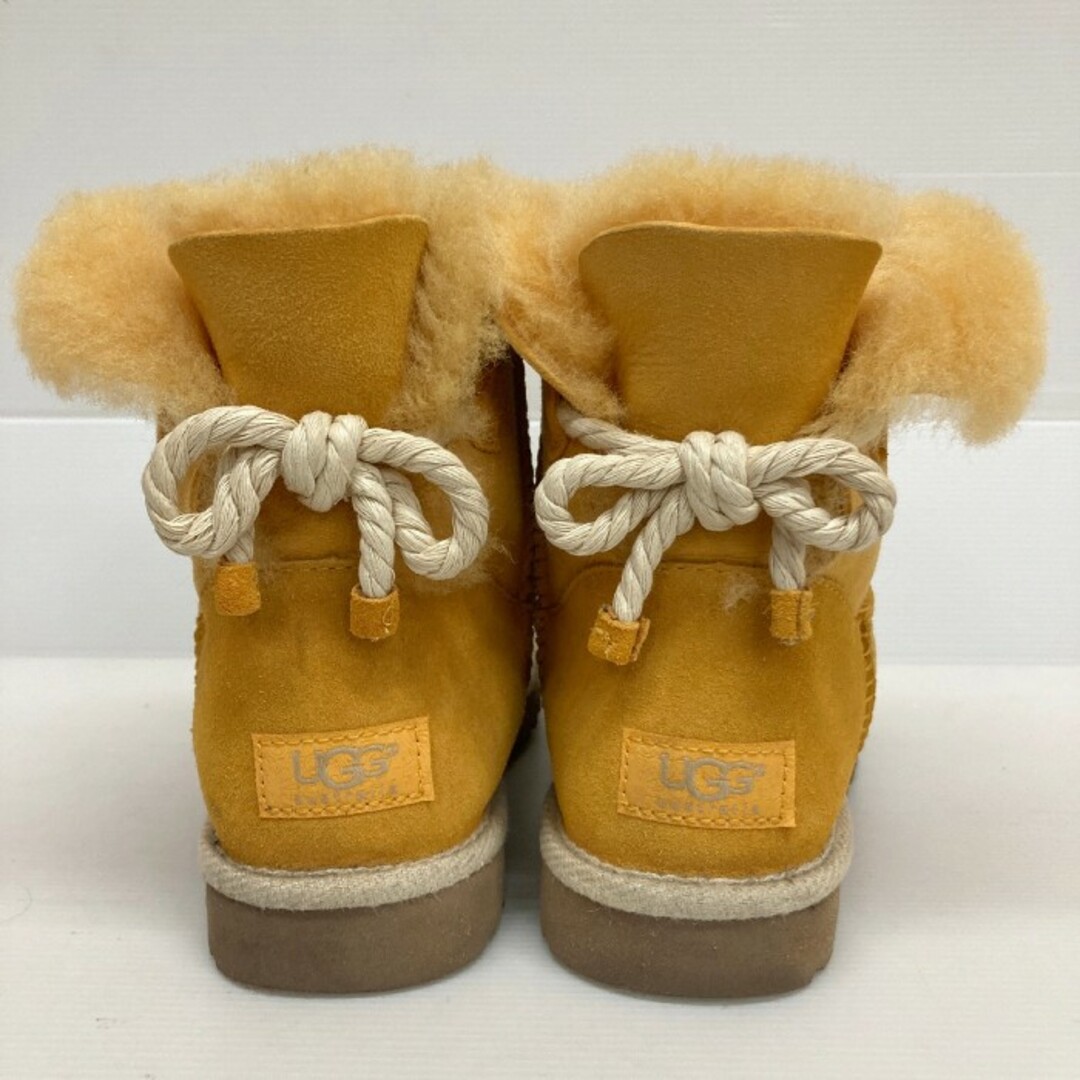 CELINE コージー　38  ムートン　lohen ジプソフィア UGG