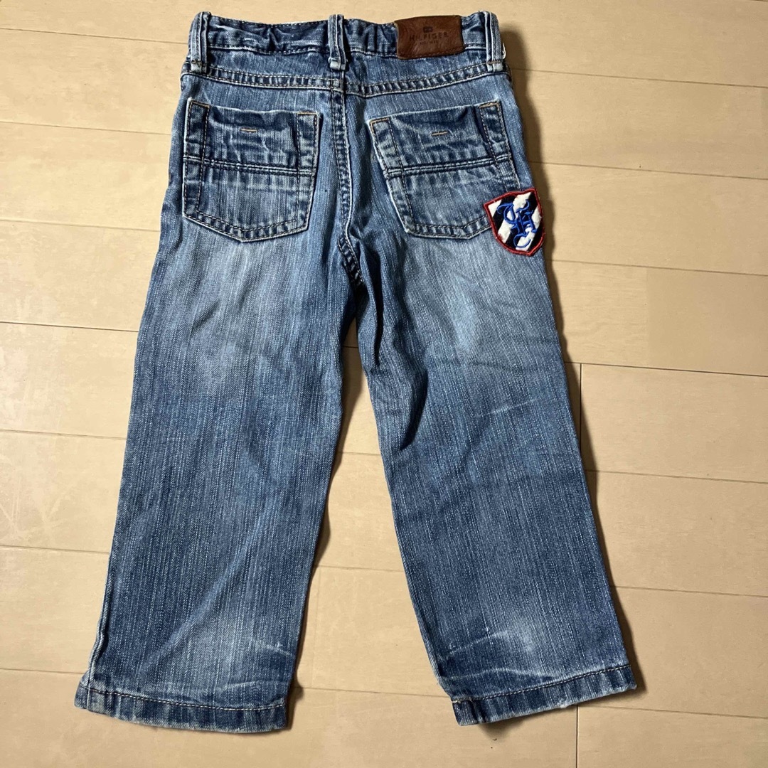 TOMMY HILFIGER(トミーヒルフィガー)のキッズ　パンツ　デニム キッズ/ベビー/マタニティのキッズ服男の子用(90cm~)(パンツ/スパッツ)の商品写真