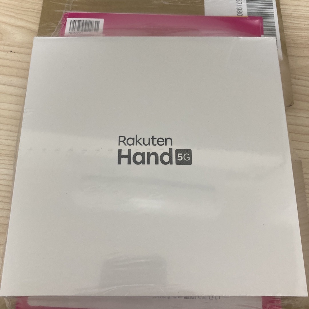 【新品・未使用】楽天Hand 楽天Hand 5G BLACK スマホ/家電/カメラのスマートフォン/携帯電話(スマートフォン本体)の商品写真