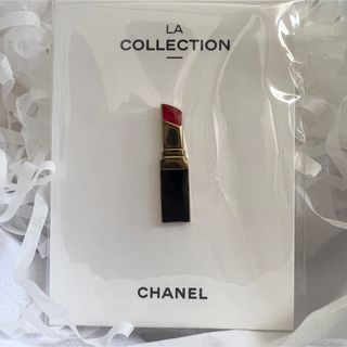 シャネル(CHANEL)のシャネルノベルティ ピンバッジ リップスティック 口紅 CHANEL(ブローチ/コサージュ)