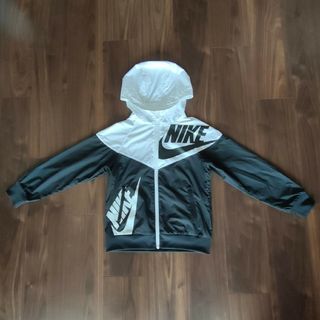 ナイキ(NIKE)のナイキ NIKE キッズ ウィンドブレーカー　XS(ジャケット/上着)