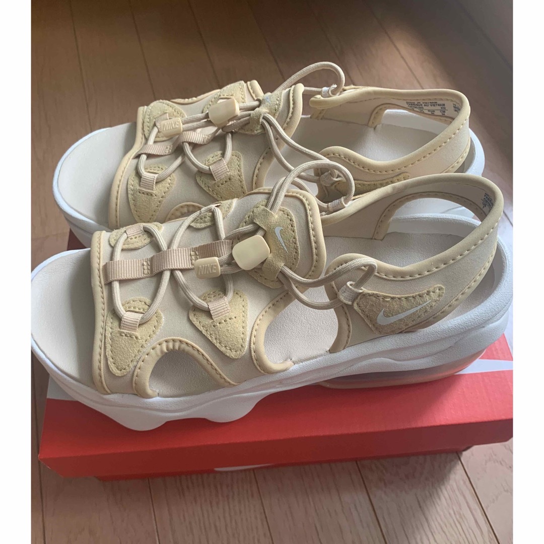 NIKE - NIKE エアマックスココ サンダル 24cm ベージュの通販 by 𓂃