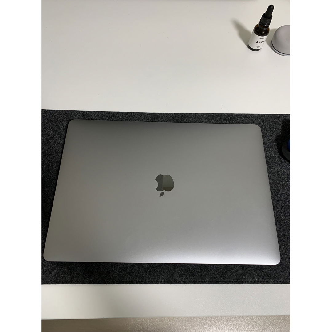 週末限定直輸入♪ 【大幅値下げ】【美品】MacBook Pro 2016 15インチ