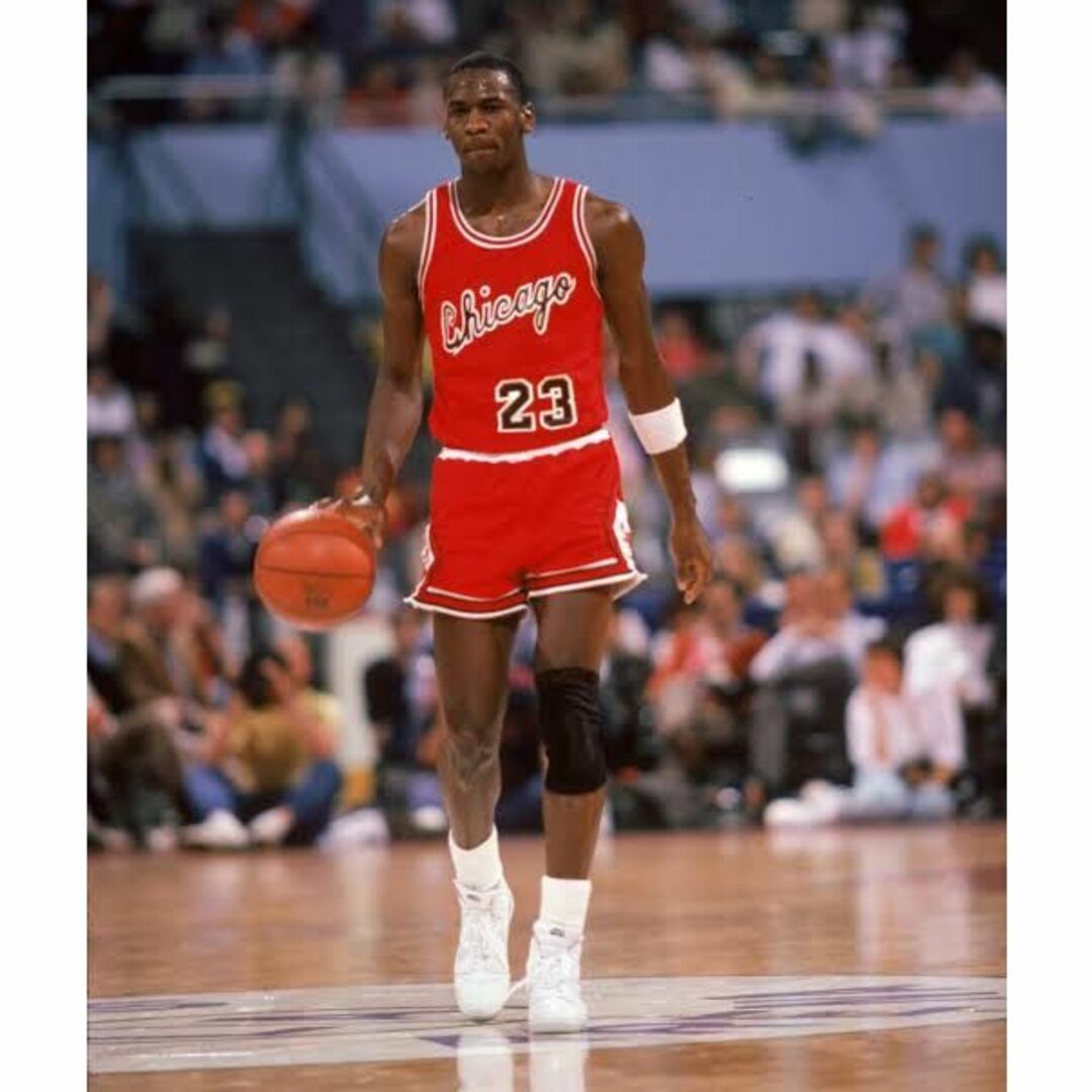 ナイキ NBA シカゴ ブルズ 1984 本物のマイケル ジョーダン | alumicentro.com.br