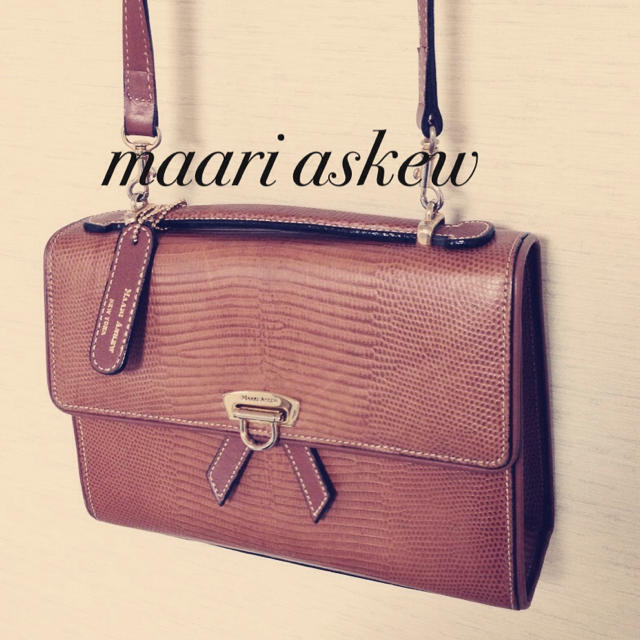 maari askew☆ハンドバッグの通販 by にゃーもも's shop｜ラクマ