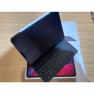 アイパッド(iPad)のiPad Pro 11 第2世代 256GB スペースグレイ セルラー(タブレット)