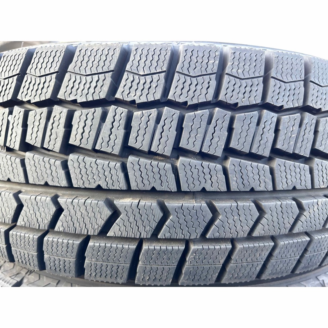 DUNLOP 185/65R15 22年製　スタッドレスタイヤ