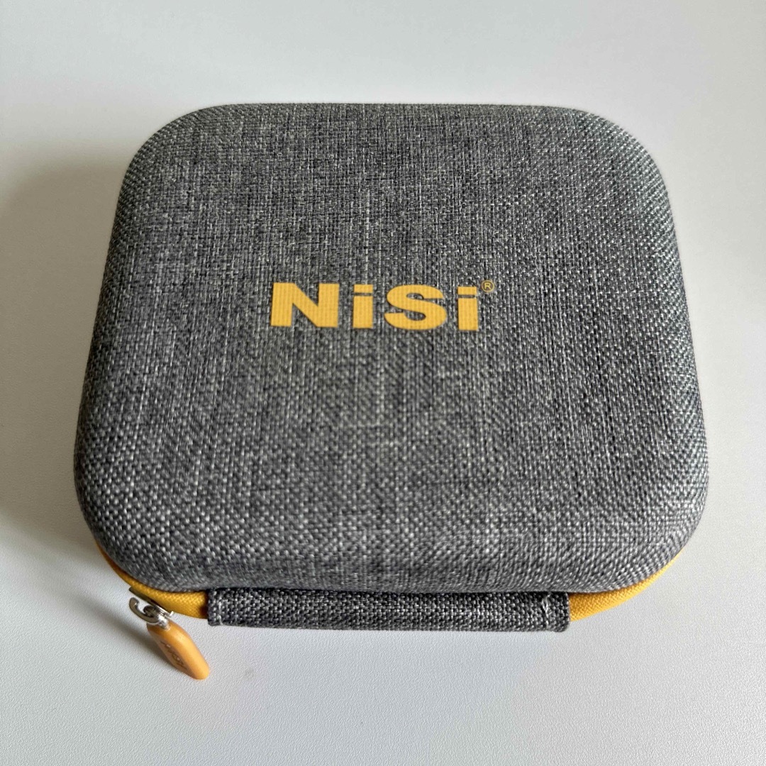 NiSi 円形フィルターケース CADDY スマホ/家電/カメラのカメラ(フィルター)の商品写真