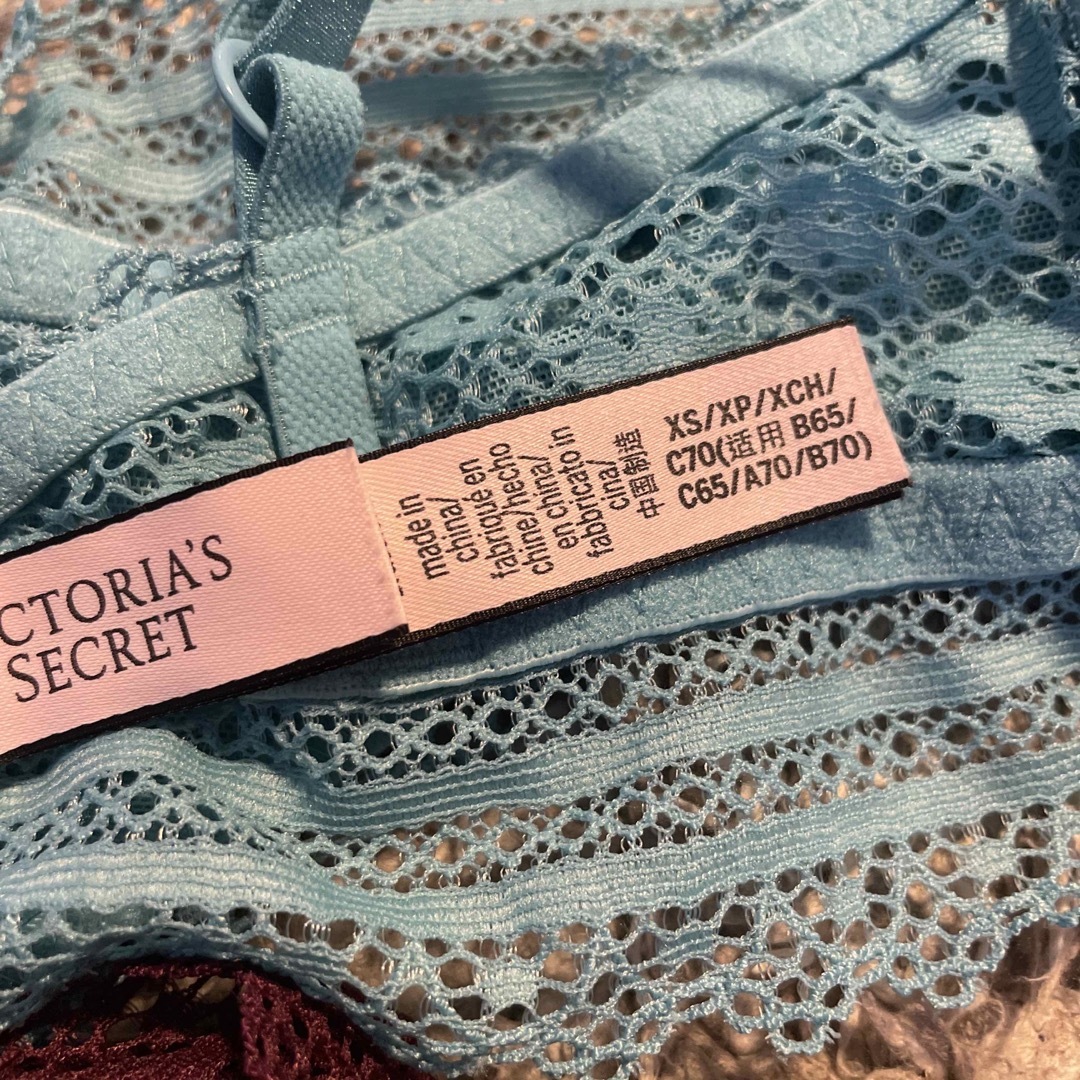 Victoria’s Secret ブラ3着 レディースの下着/アンダーウェア(ブラ)の商品写真