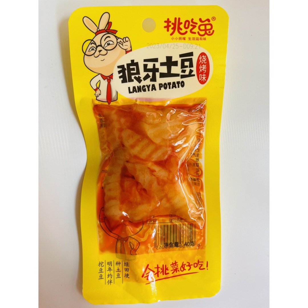 中華食品 ポテト焼肉味 狼牙土豆 味 10点セット 食品/飲料/酒の食品(菓子/デザート)の商品写真