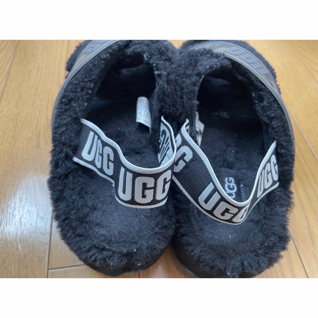 UGG(アグ)のUGG サンダル Fuzzita Clear 24センチ　ファー　ムートン レディースの靴/シューズ(サンダル)の商品写真