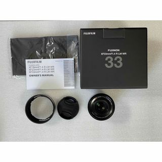 フジフイルム(富士フイルム)のFUJI FILM 単焦点レンズ XF33F1.4 R LM WR ほぼ新品(レンズ(単焦点))