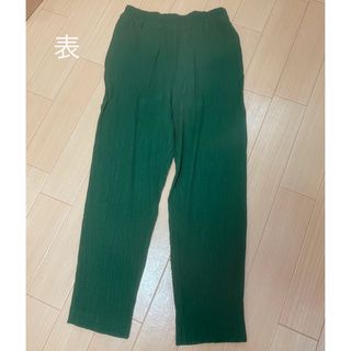 ザラ(ZARA)のZARA グリーン　楊柳パンツ(カジュアルパンツ)