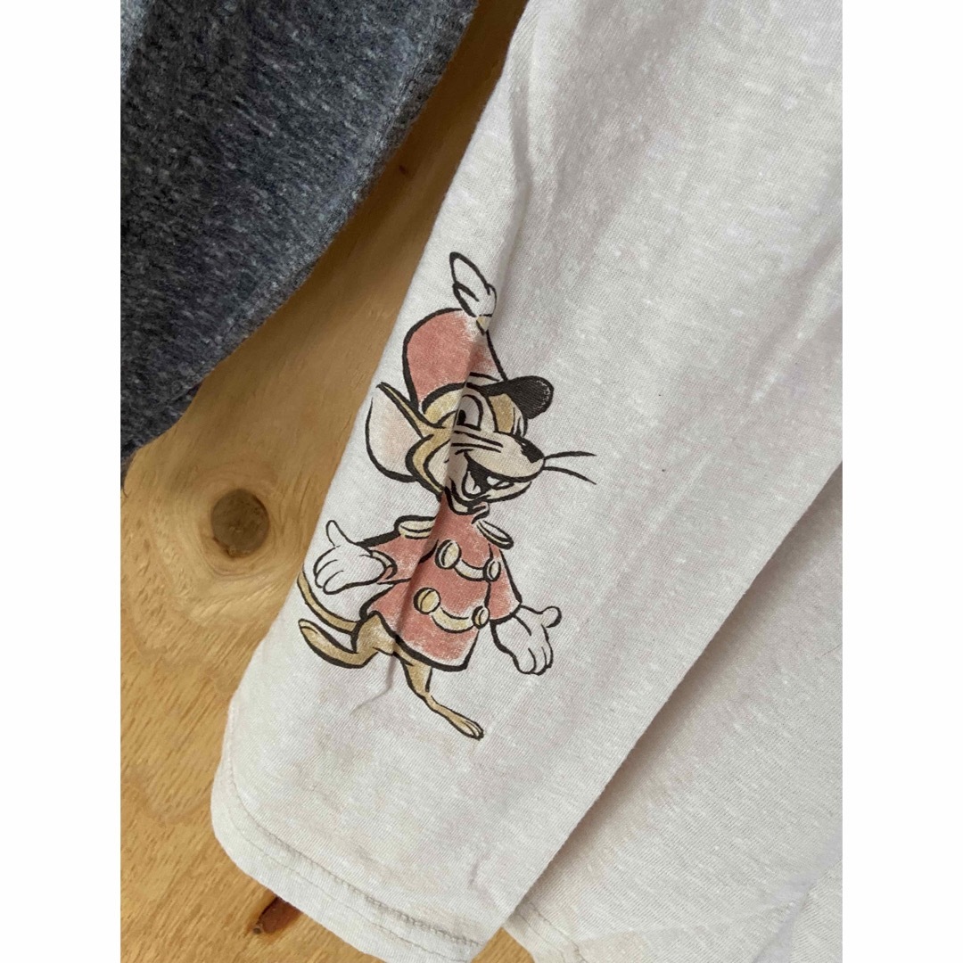 Disney(ディズニー)のダンボ　長袖　ラグラン🐘⭐️ レディースのトップス(Tシャツ(長袖/七分))の商品写真